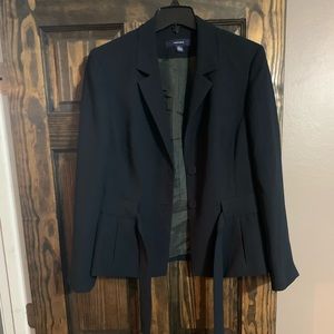 Jones Wear Navy Suit with tie jacket and pants